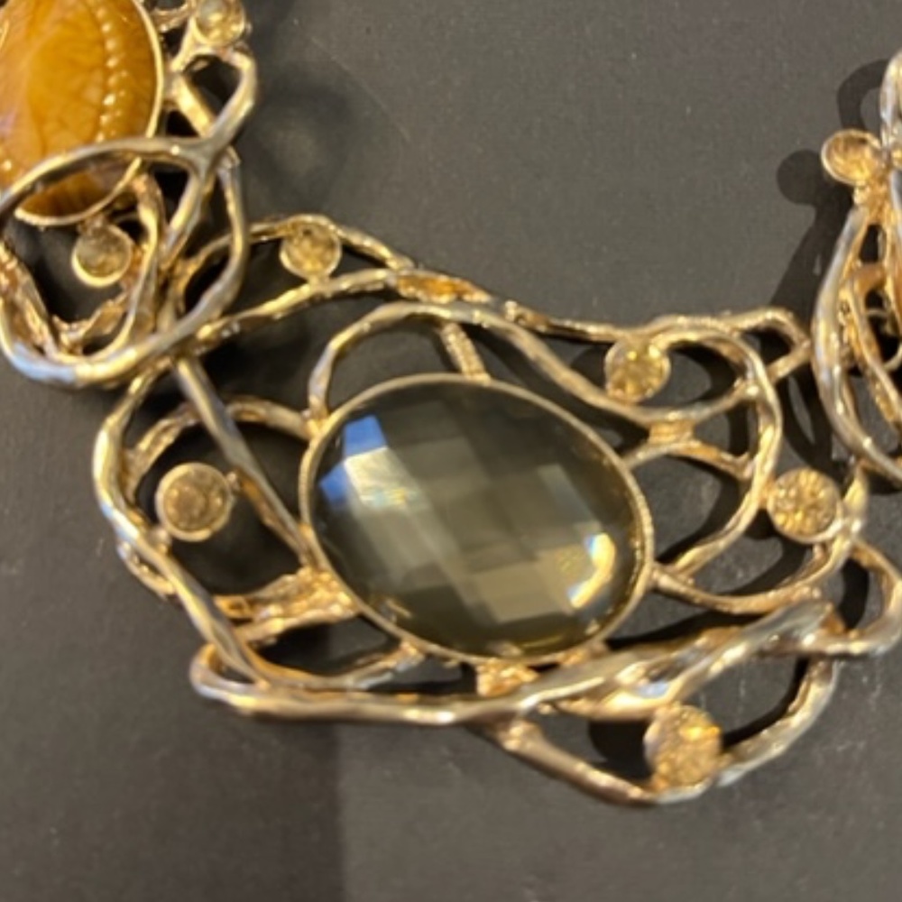 Stone Necklace - Picture 5 of 8